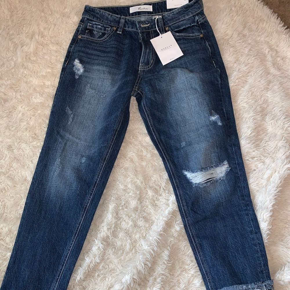 Boyfriend distressed jeans